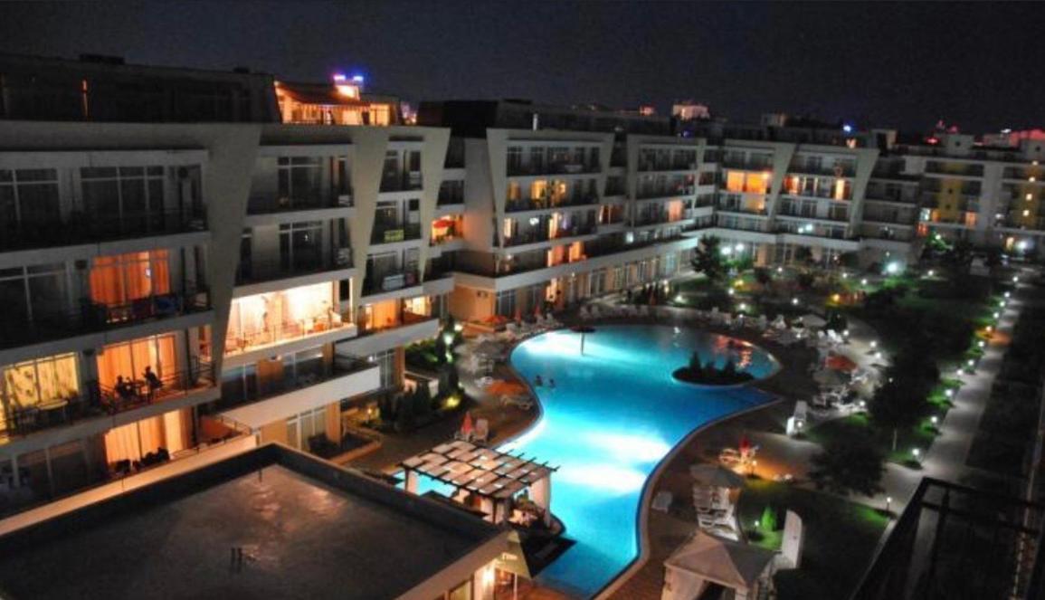 Grand Kamelia Apartments ساني بيتش المظهر الخارجي الصورة