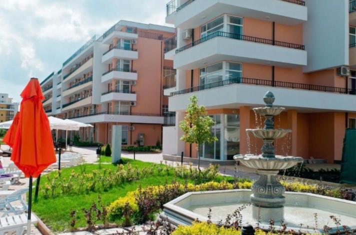 Grand Kamelia Apartments ساني بيتش المظهر الخارجي الصورة