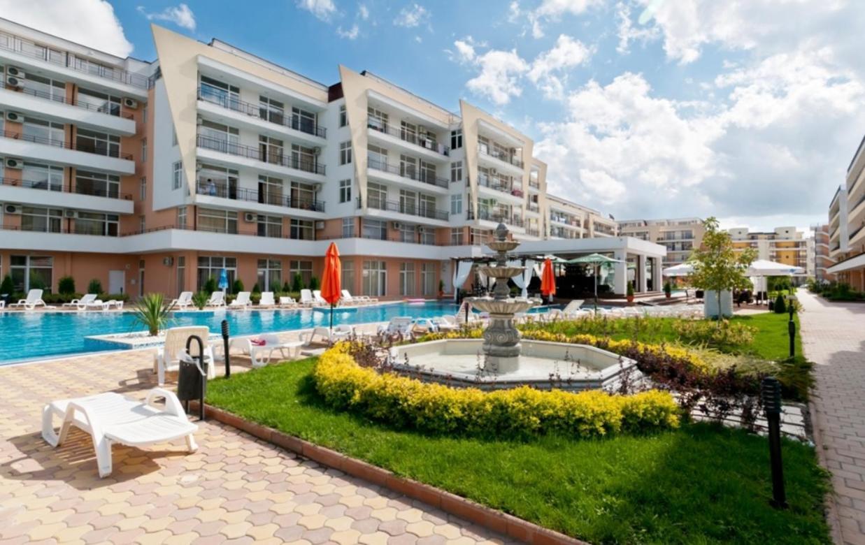 Grand Kamelia Apartments ساني بيتش المظهر الخارجي الصورة