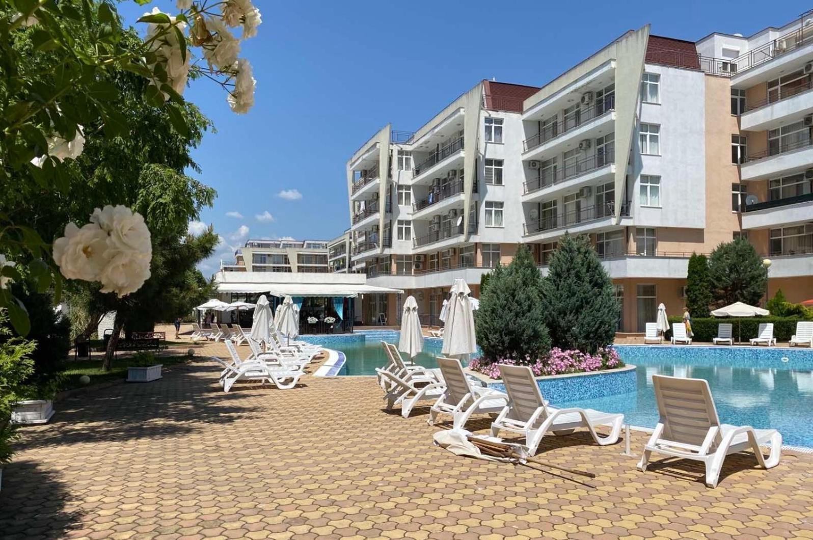 Grand Kamelia Apartments ساني بيتش المظهر الخارجي الصورة